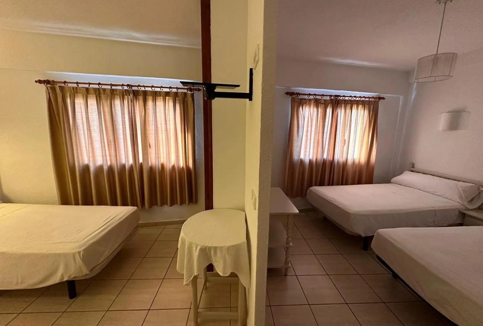 Hostal Austral Vera Guest house